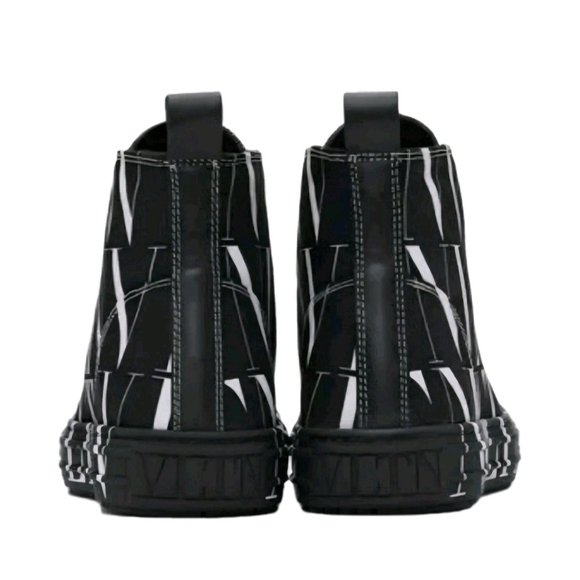 Valentino Garavani VLTN Monogram High Top Sneakers EU 45 US Men's Size 12 (EUC) - Picture 8 of 11